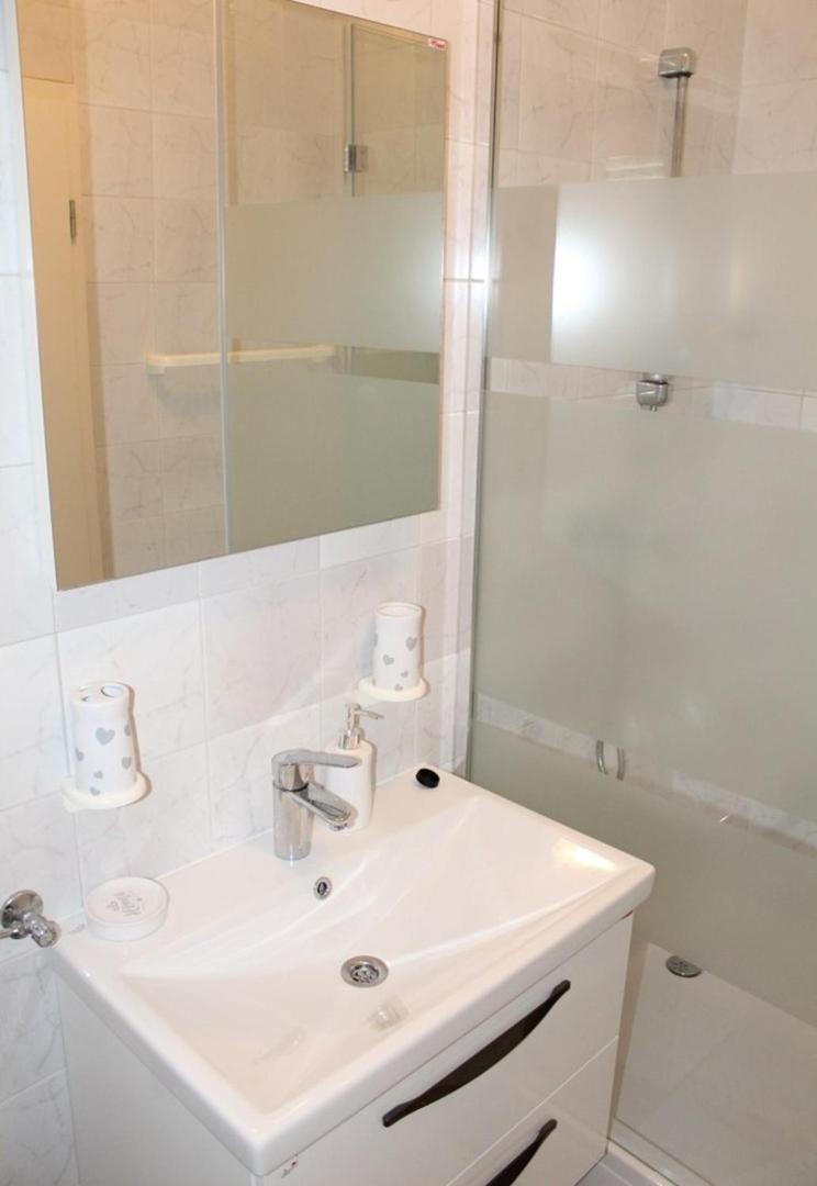 Apartment Bajuti プリモシュテン エクステリア 写真